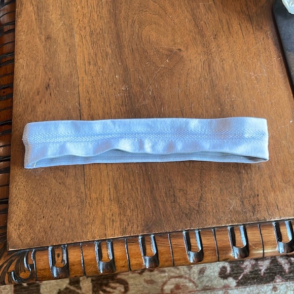 🩷HOST PICK🩷Adorable “Lulu Lemon” cap and Lulu Lemon Headband - Picture 8 of 10